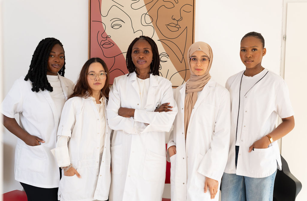 Dr. Asamoah und ihr Team